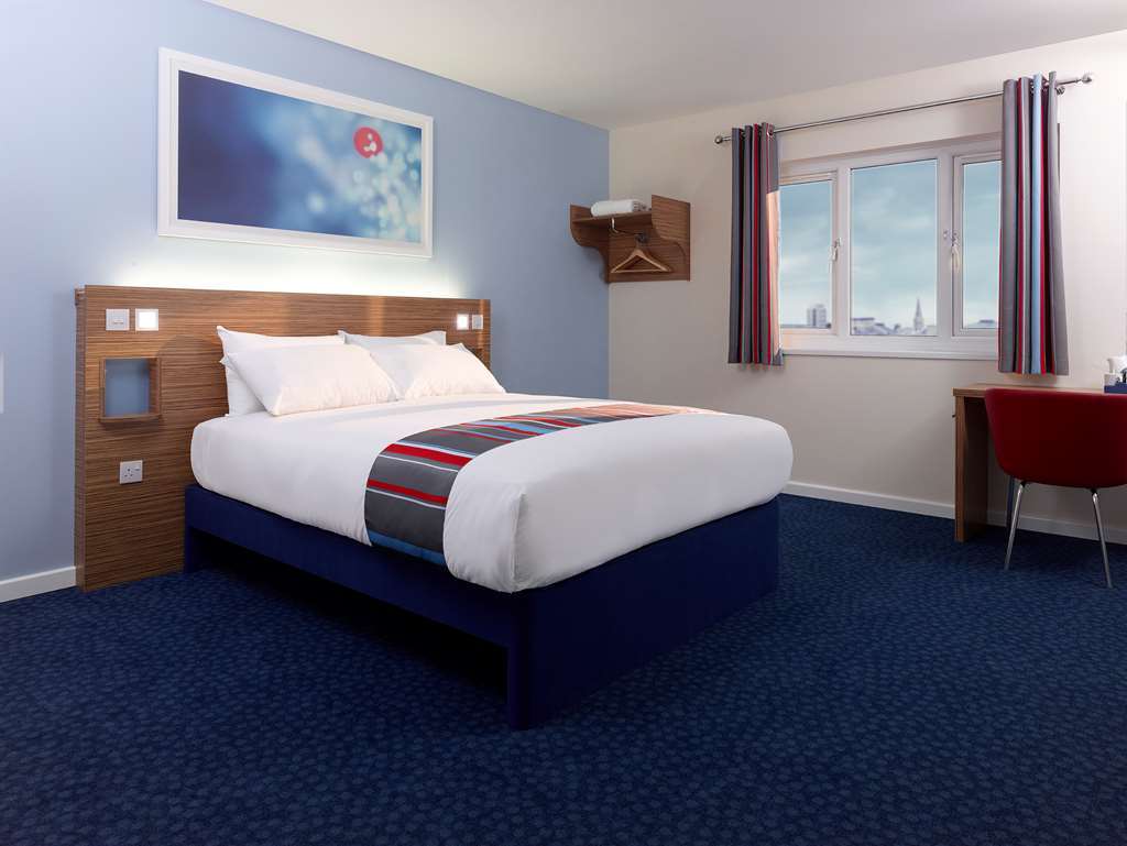 Travelodge Birmingham Dudley 객실 사진