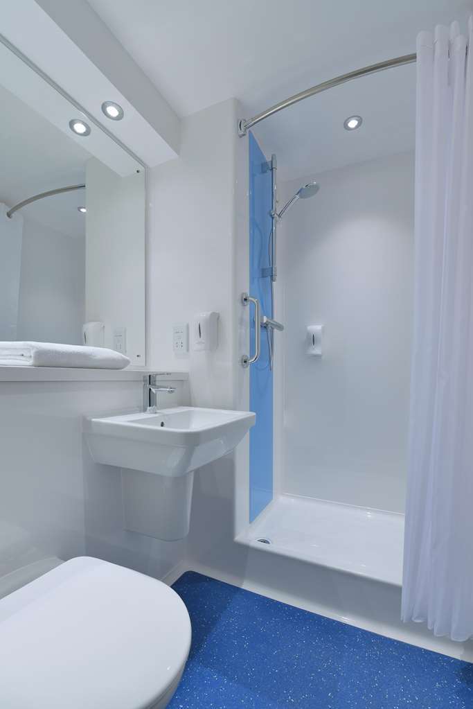 Travelodge Birmingham Dudley 객실 사진